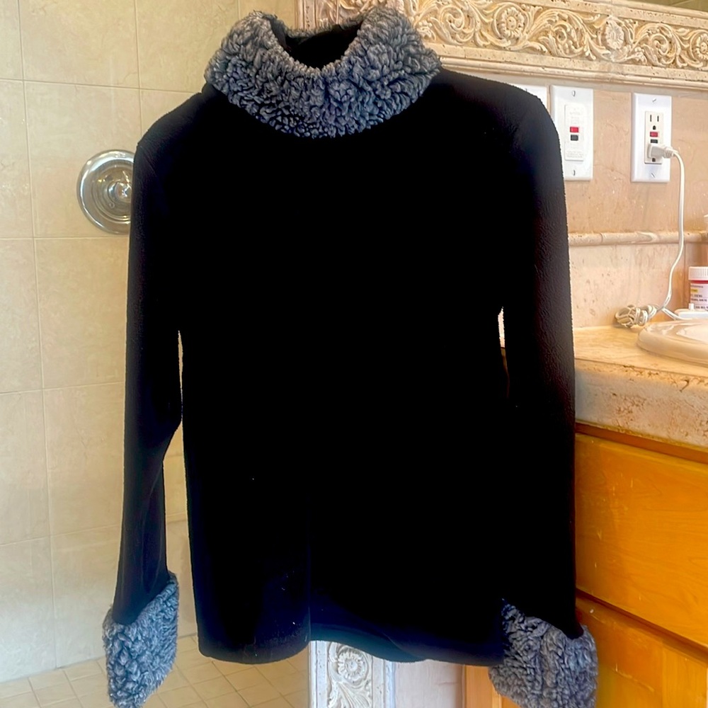Moda International - fleece jacket